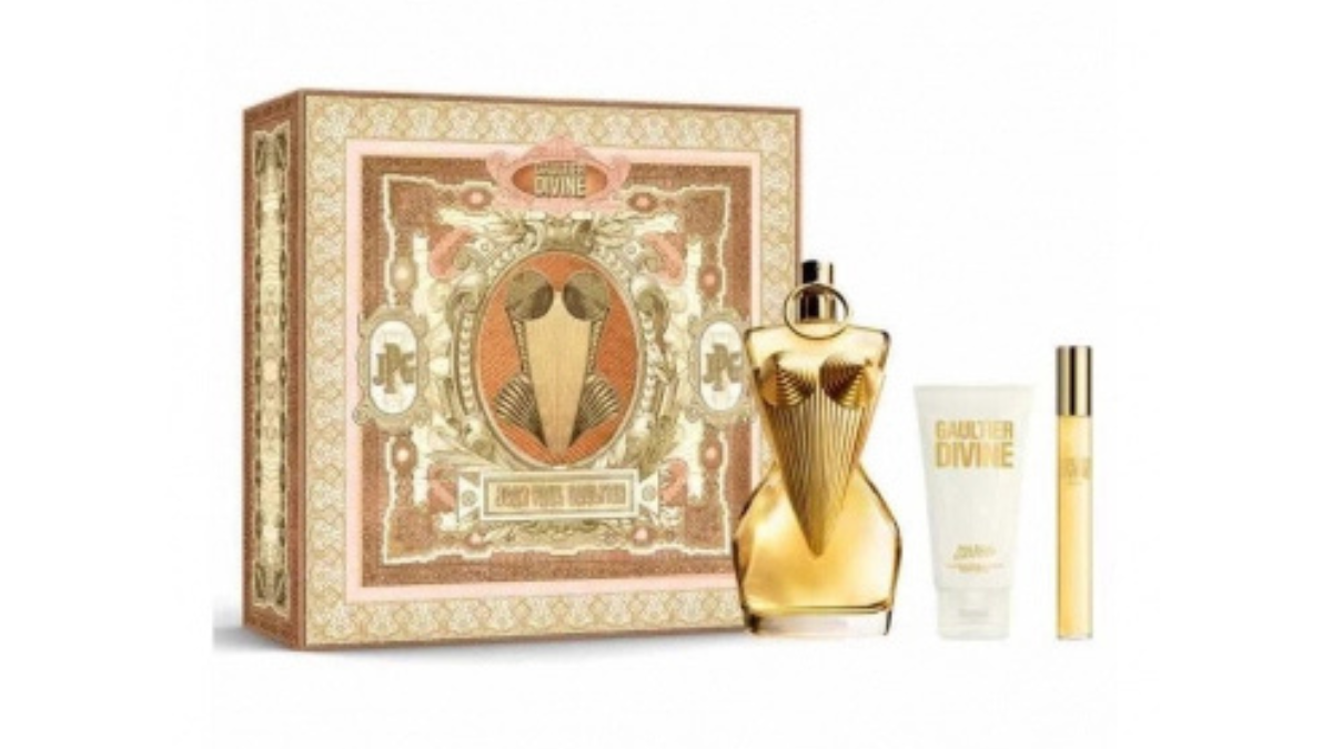Why Perfume Price Keeps Showing Up in Fragrance Group Chats